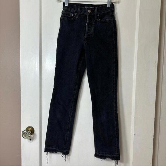 Aritzia Denim Forum - Arlo High Rise Straight -  Black - 23 - Picture 2 of 8